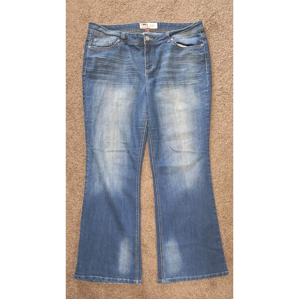 L.E.I Jeans Sophia Hipster Flare Size 17 Y2K Medium Wash Whiskered Denim